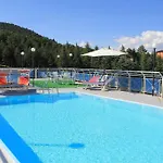 Grand Plaza 4*