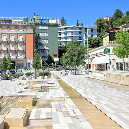 Grand Plaza Otel 4*